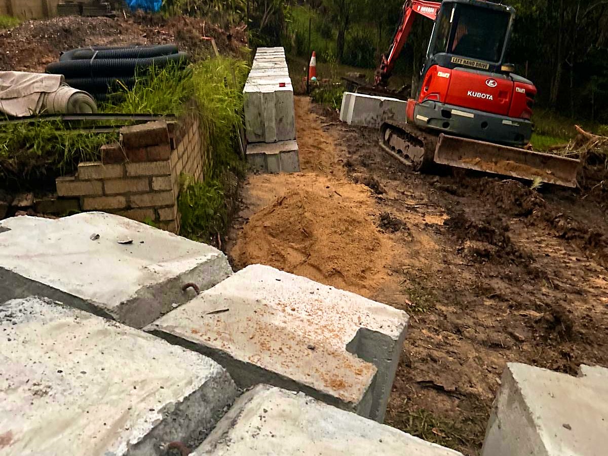 Wall blocks stage